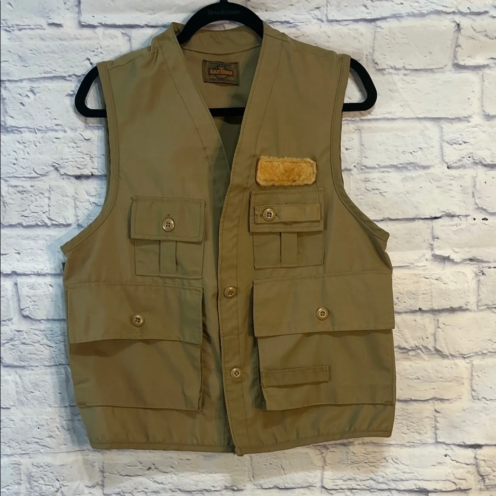 SafTbak Hunting Fishing Vest Outdoors Water Repellent Pockets